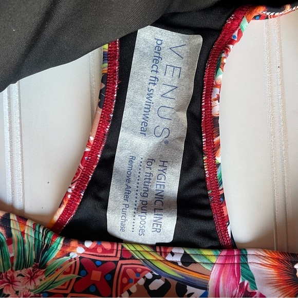 Venus Heavenly Halter Top Bikini Set Mid Rise Bottom Red Size Medium 8 NWT - Picture 11 of 12